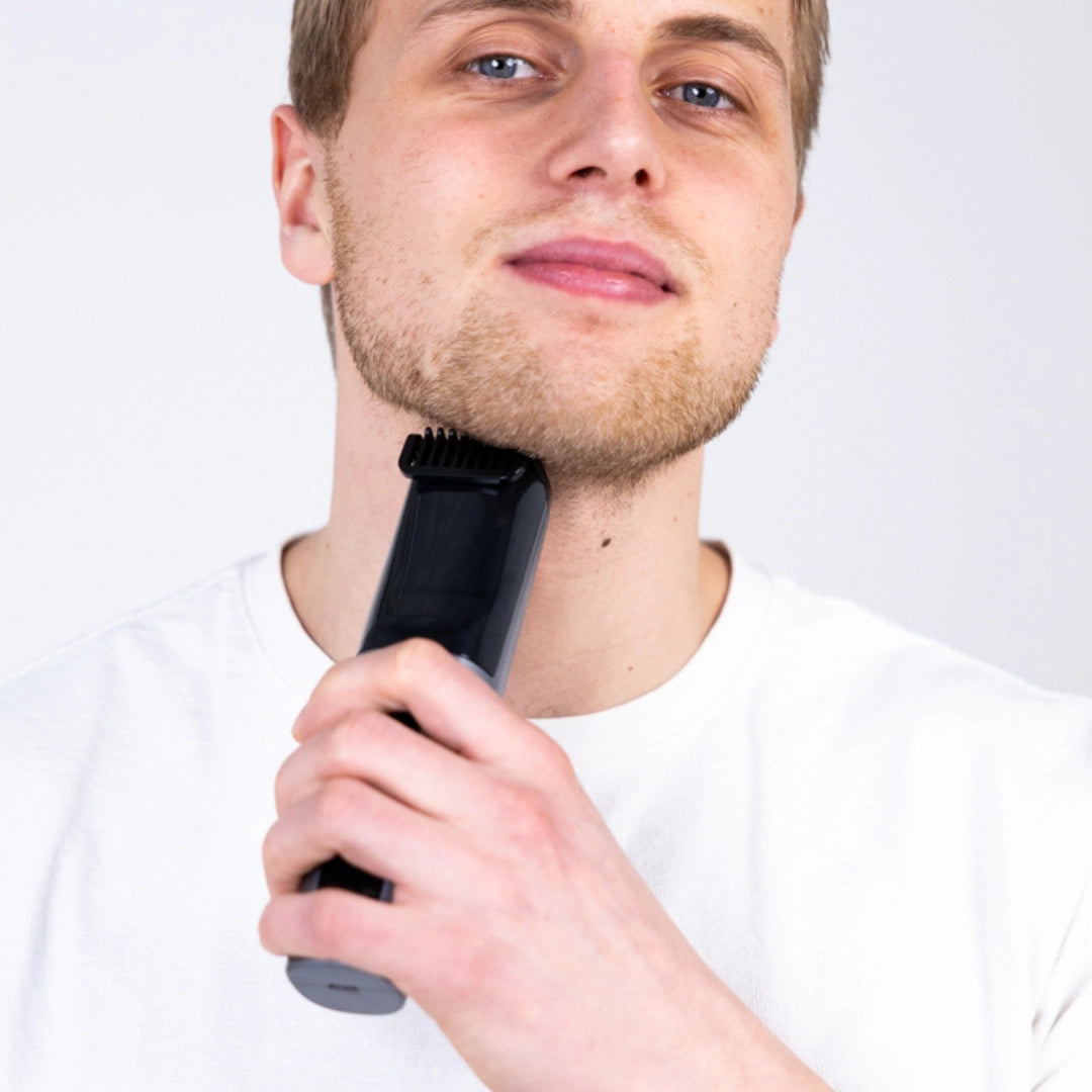 The Vacuum Beard Trimmer Pro™