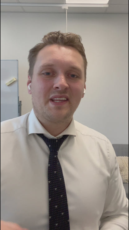 The Vacuum Beard Trimmer Pro™