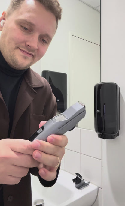 The Vacuum Beard Trimmer Pro™